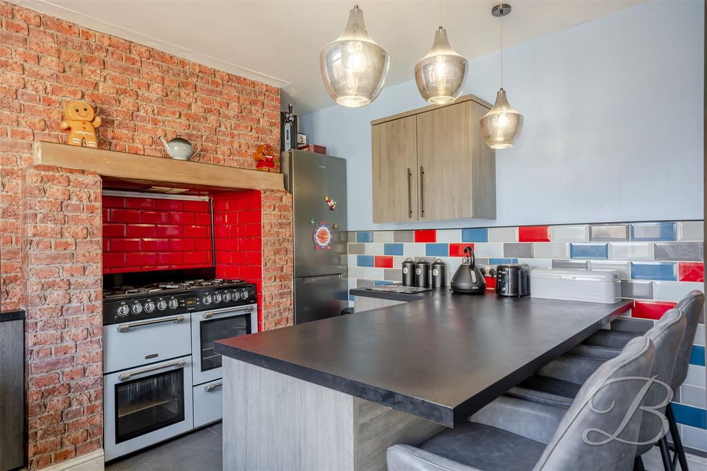 Property photo 2 of 36 Ccltd-12.Jpg