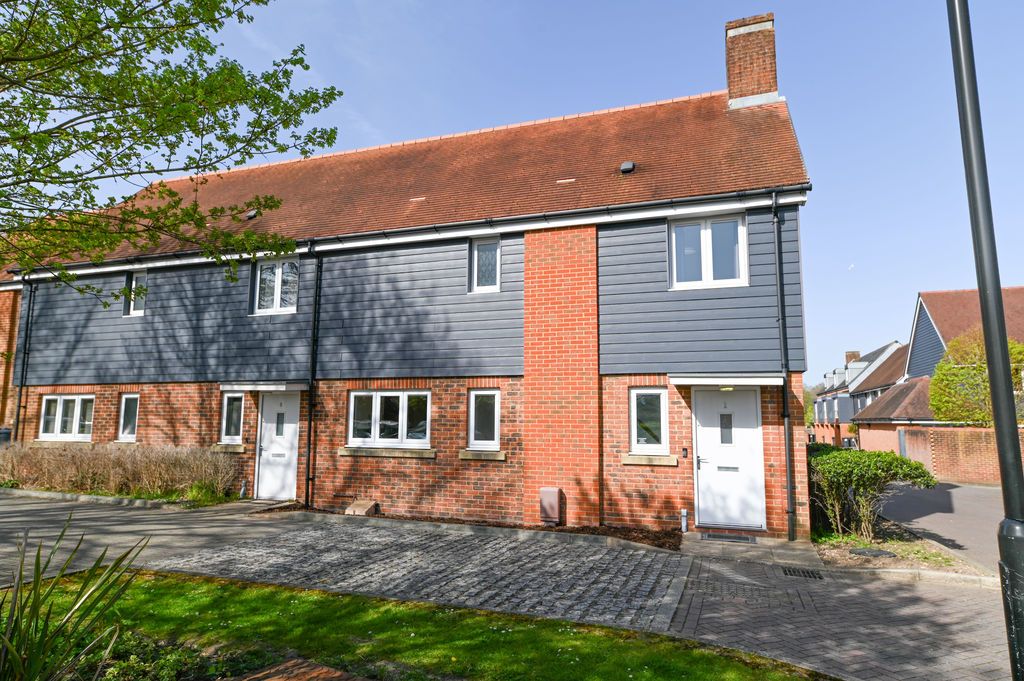 Property photo 1 of 14 Photo 15