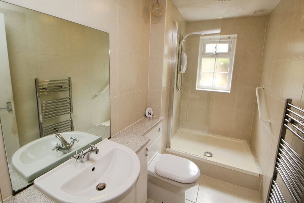 Property photo 3 of 11 Picture No. 22