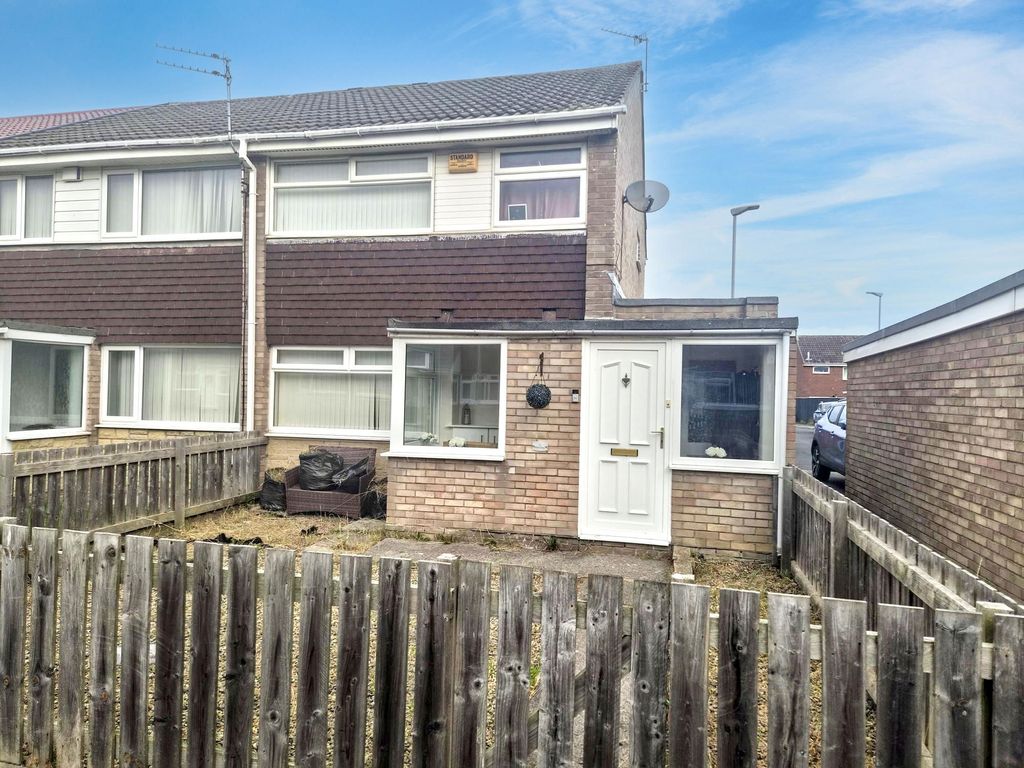 Property photo 1 of 3