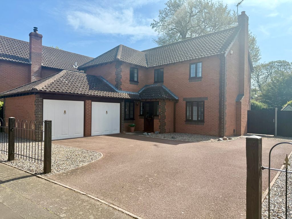 Property photo 1 of 21