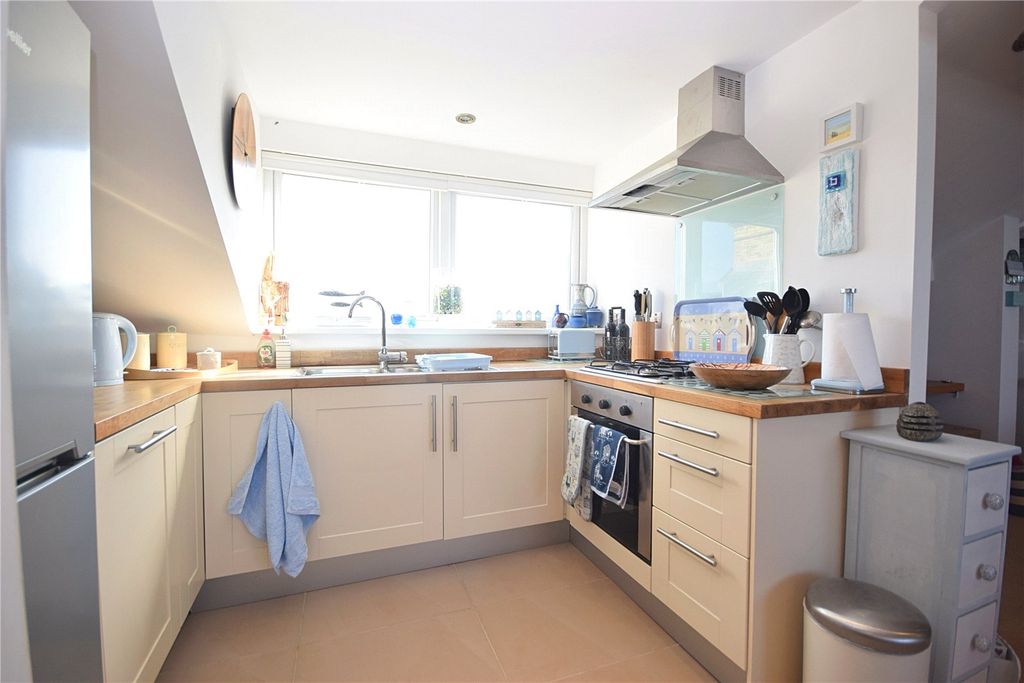Property photo 2 of 13 Picture No. 04