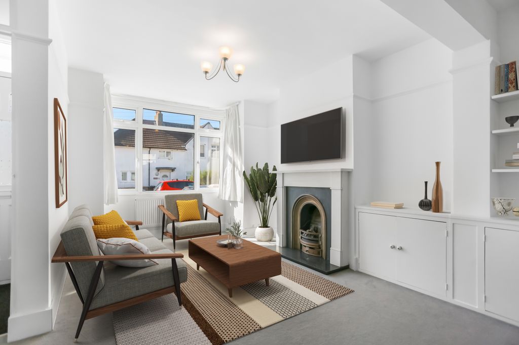 Property photo 2 of 15 296A1841