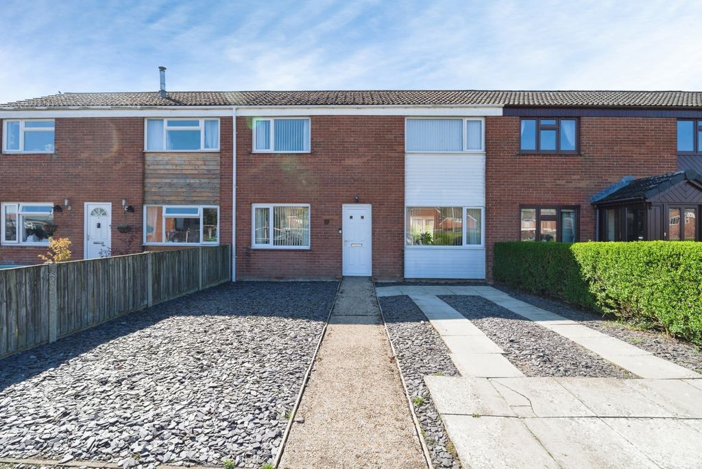 Property photo 1 of 17 Pbox-Img.Jpg