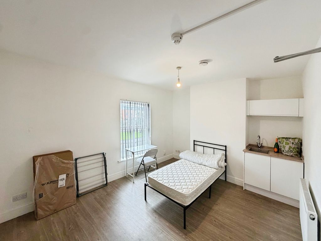 Property photo 2 of 3 Pbox-Img.Jpg
