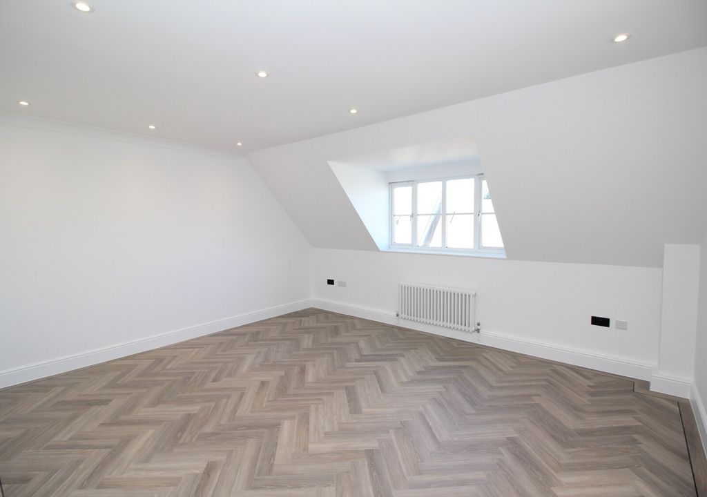 Property photo 3 of 10 Lounge View 1