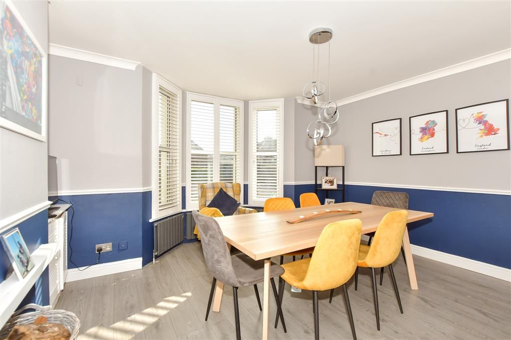 Property photo 3 of 12 Dining Room