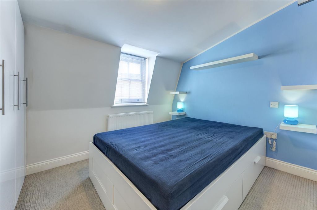 Property photo 3 of 4