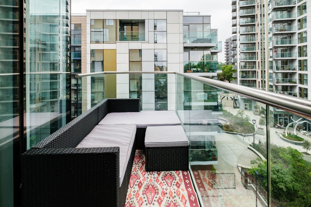 Property photo 3 of 15 Waterside Apartments