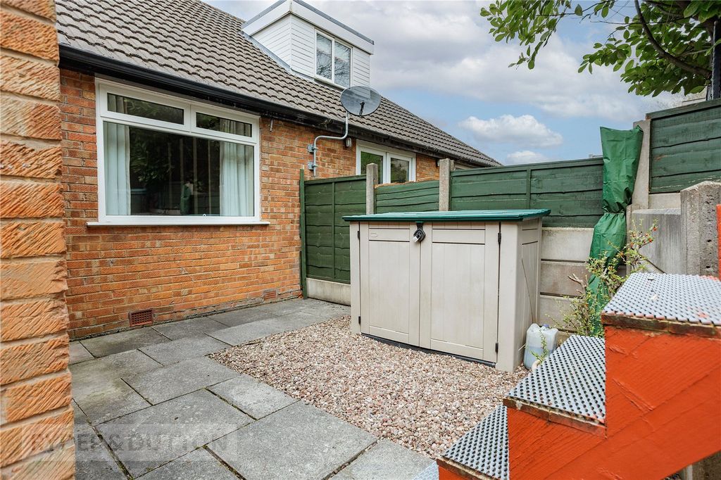 Property photo 2 of 19 Rear Garden