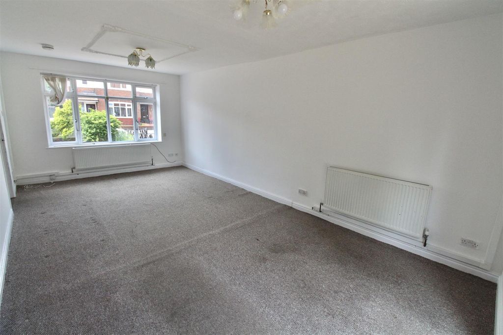 Property photo 2 of 9 Img_2748.Jpg