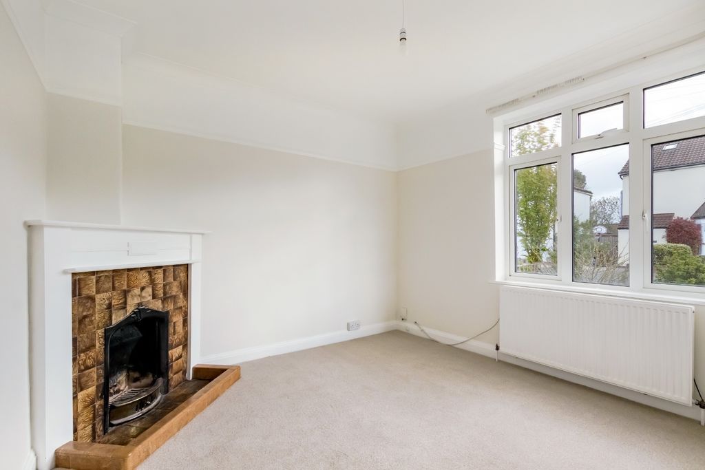 Property photo 3 of 13 Sitting Room