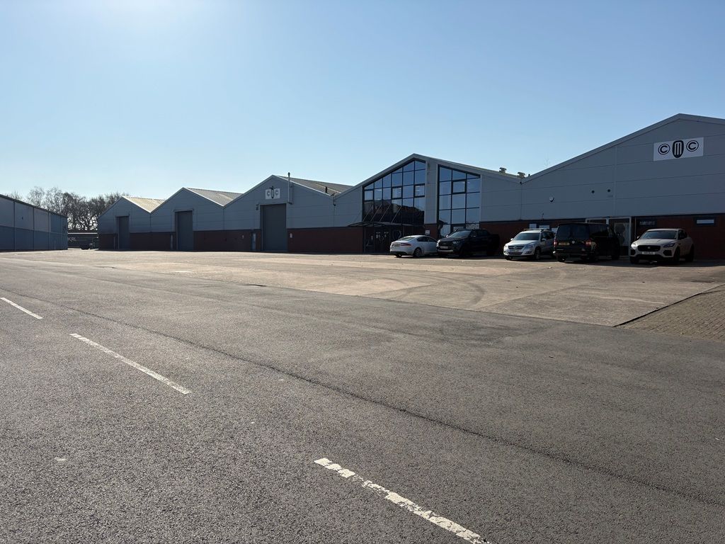 Property photo 1 of 6 Photo 4