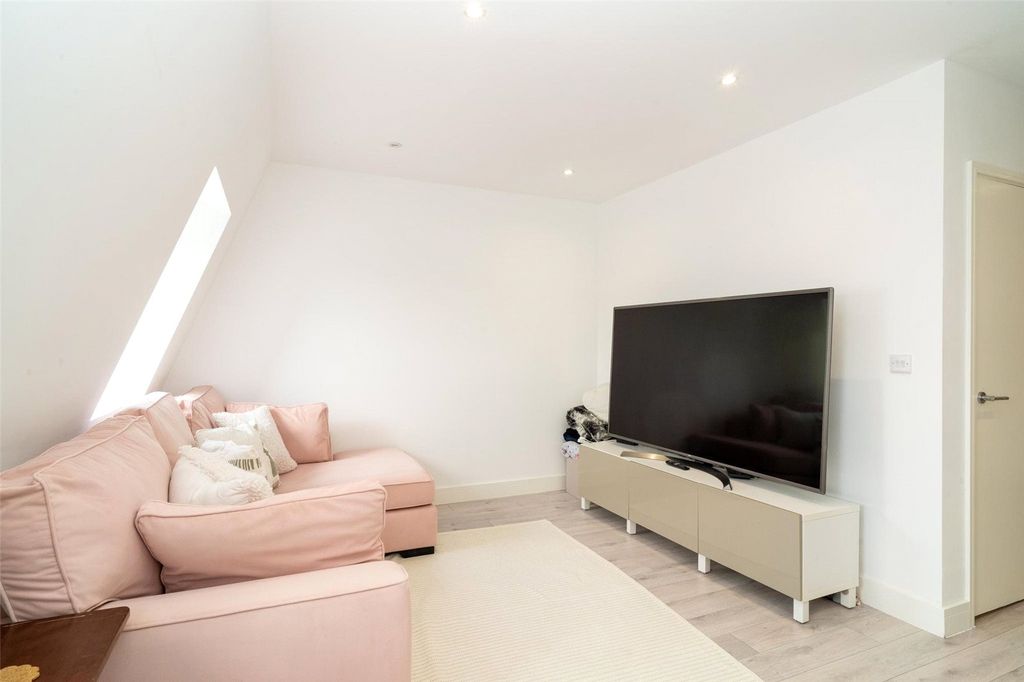 Property photo 2 of 6 Picture No. 06