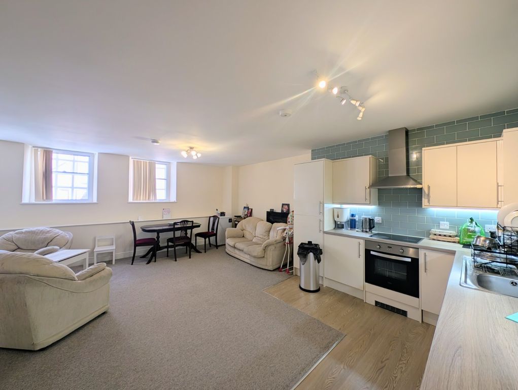 Property photo 3 of 11 Picture No. 16