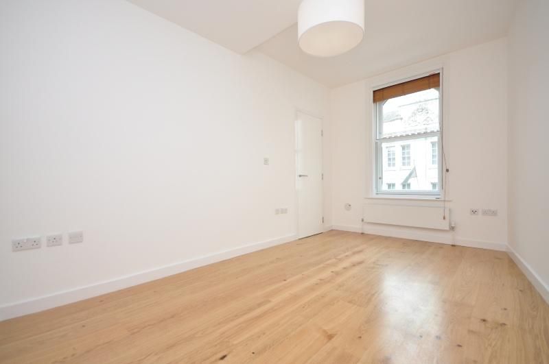 Property photo 2 of 6 Great Malborough St