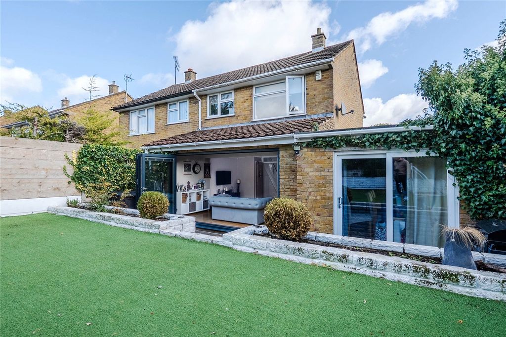 Property photo 1 of 15 Picture No. 14