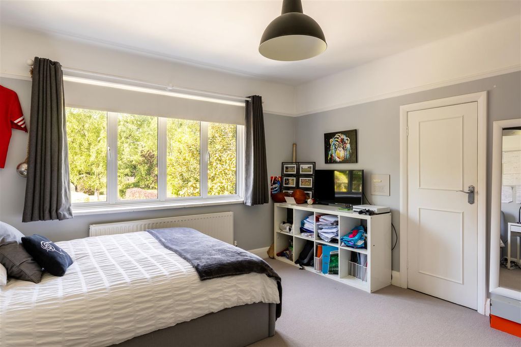 Additional image 27 of 5 bed detached house for saleRingley Park Avenue, Reigate RH2