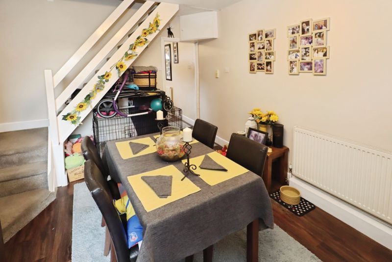 Property photo 3 of 17 St Leonards Road