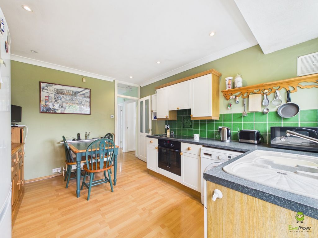 Property photo 3 of 12 Presented By Kevin At Ewemove Abbey Wood And Belve