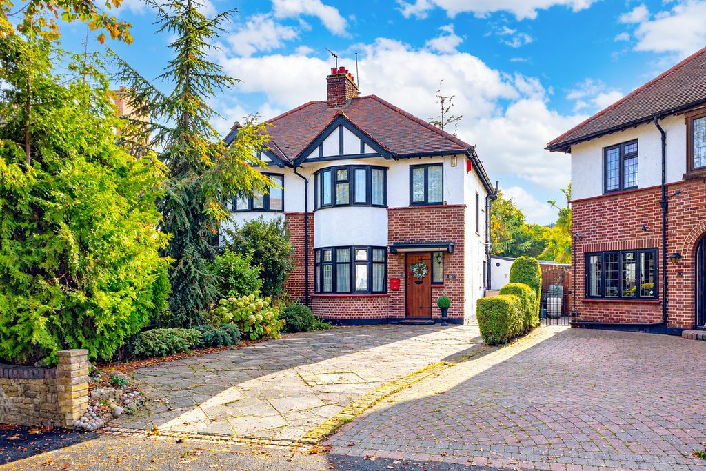 Property photo 1 of 29