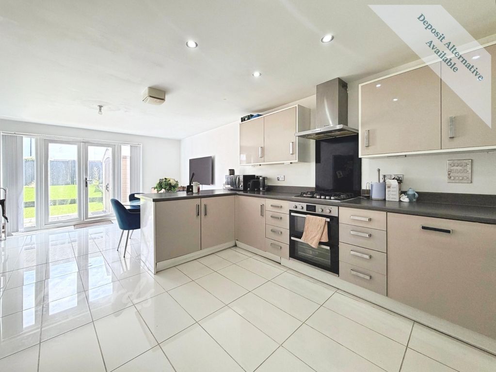 Property photo 2 of 14 Kitchen