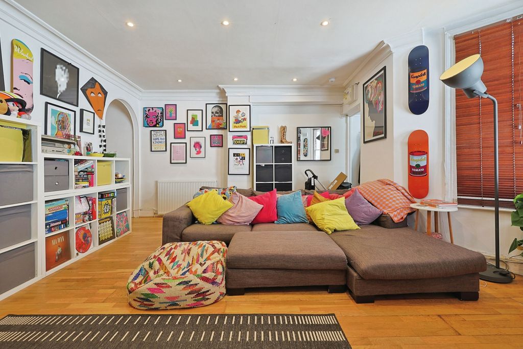 Property photo 3 of 14 Open Plan Living