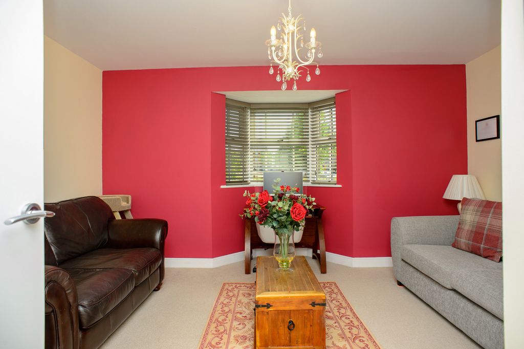 Property photo 3 of 26