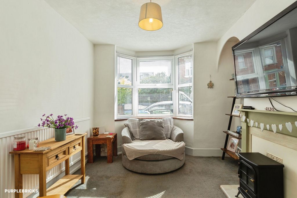 Property photo 3 of 29
