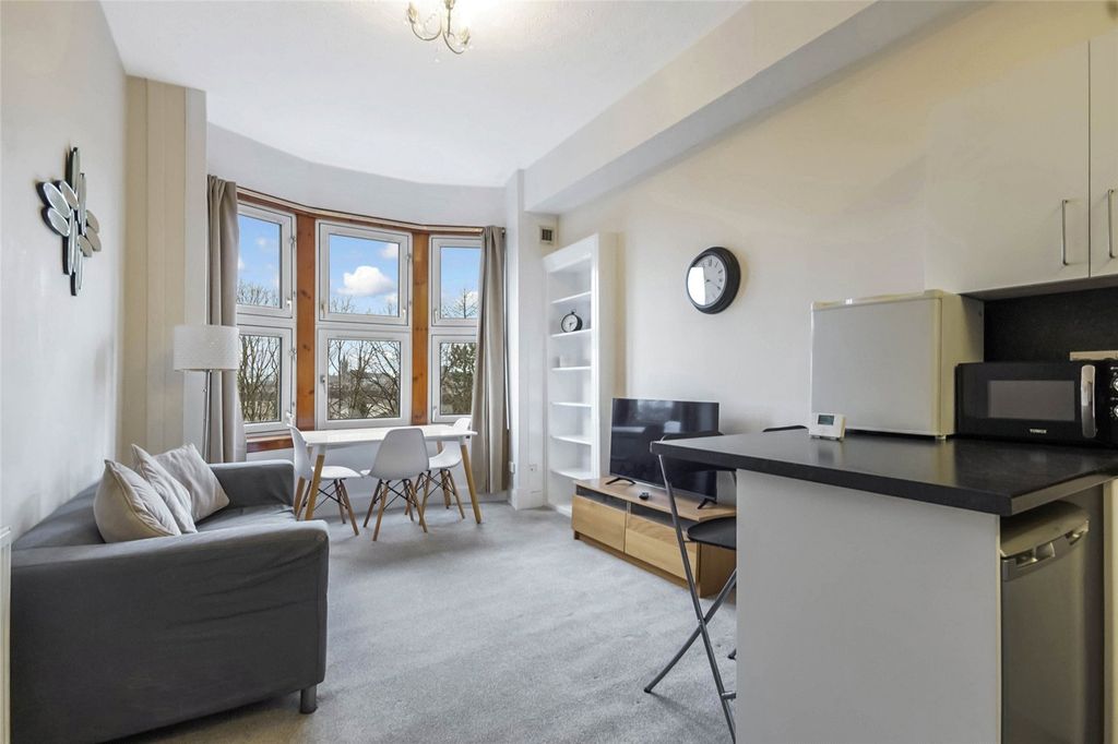 Property photo 2 of 16 Living Room