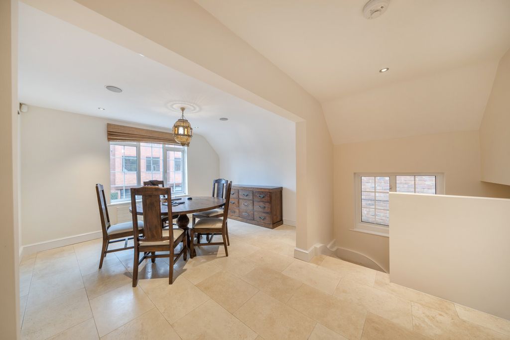 Additional image 6 of 3 bed flat for saleMarsh Road, Pinner, Middlesex HA5