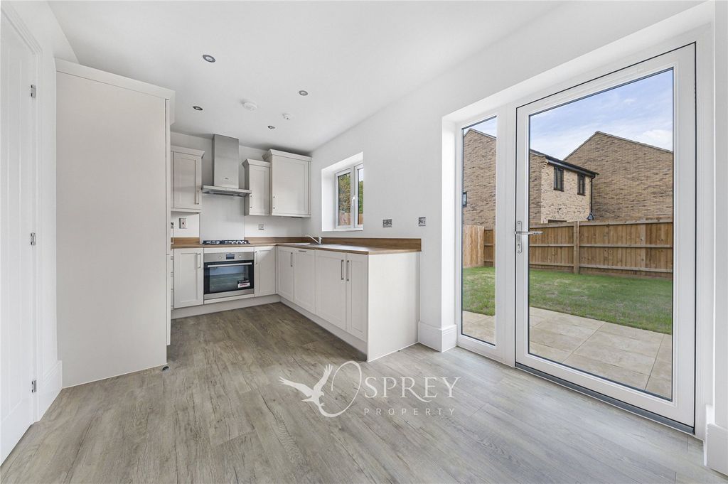 Property photo 2 of 16 Picture No. 03