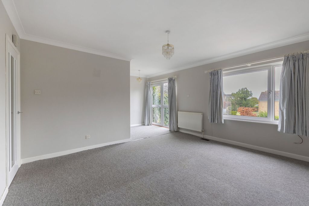 Property photo 3 of 10 Sitting Room