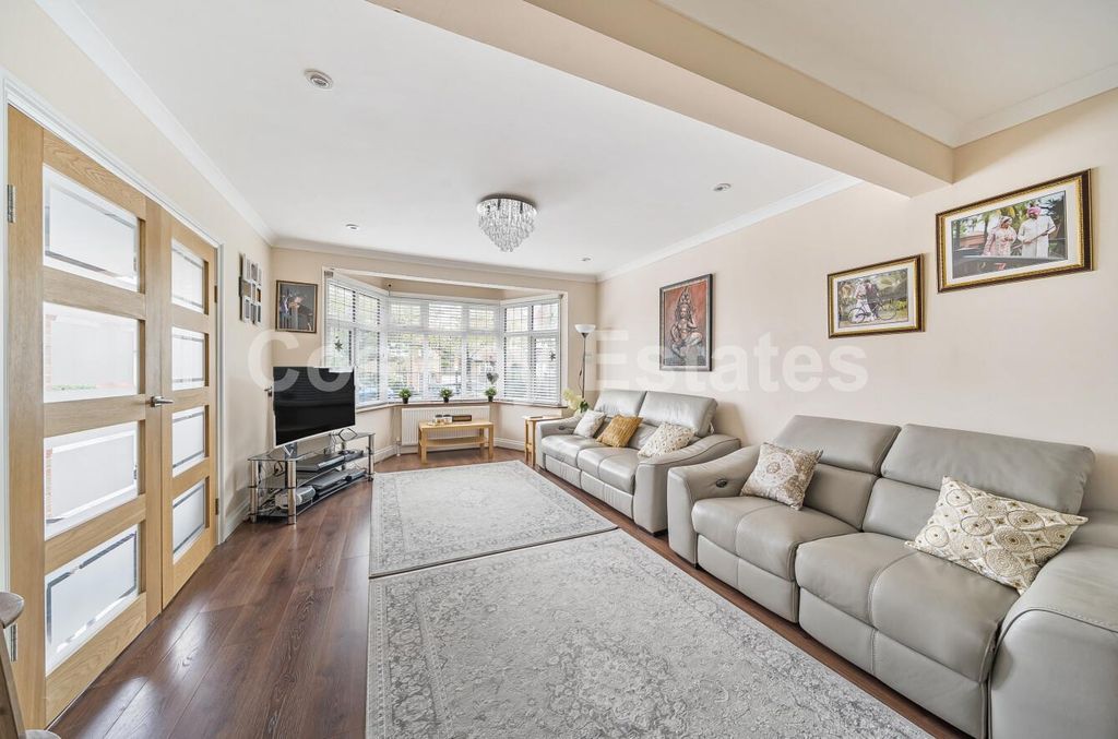 Property photo 2 of 20 76B5956c-20dc-4F8E-A219-E086d5Fef36d.Jpg