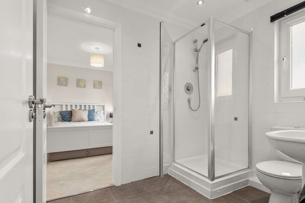 Additional image 28 of 5 bed detached house for sale9 Marshall Drive, California, Falkirk FK1