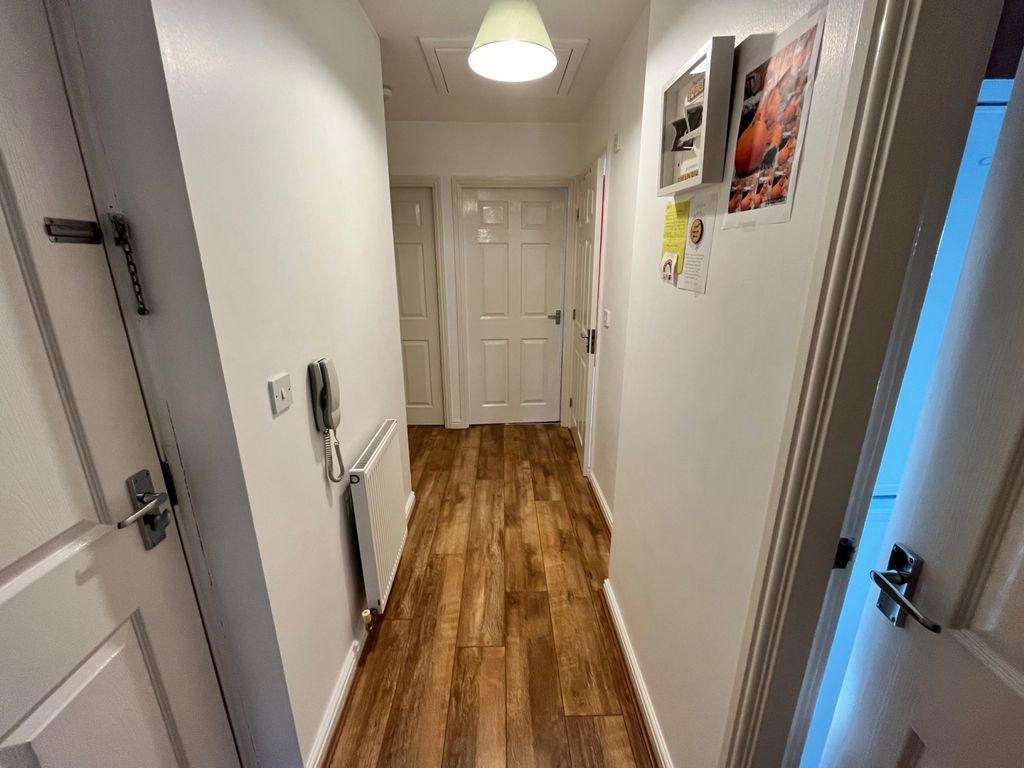 Property photo 3 of 7 Gallery