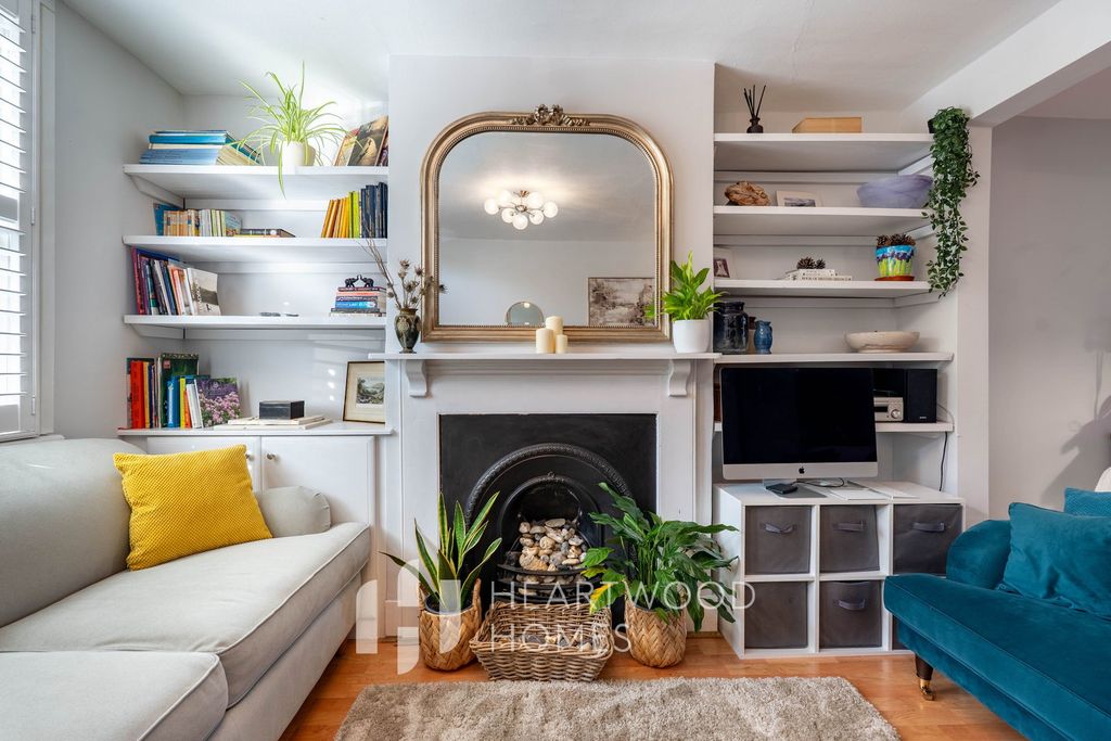 Property photo 1 of 15