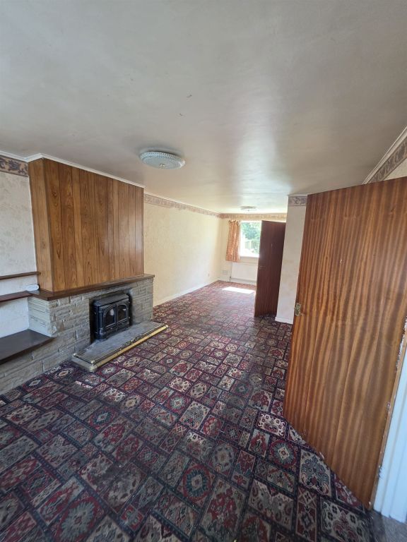 Property photo 3 of 21