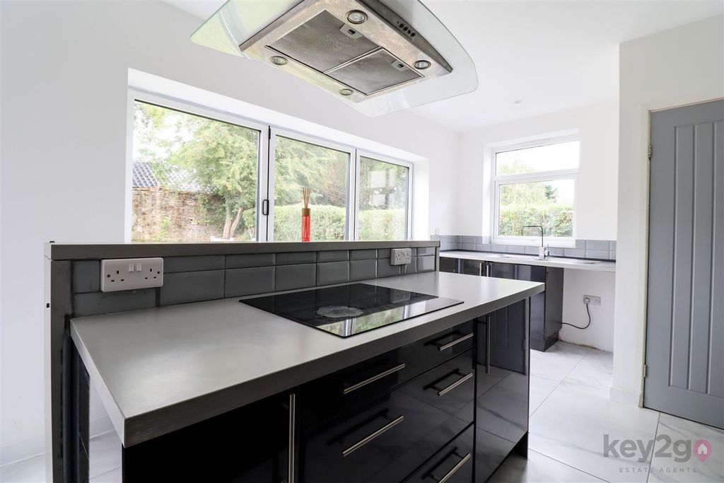 Property photo 2 of 18 Img_4278.Jpg