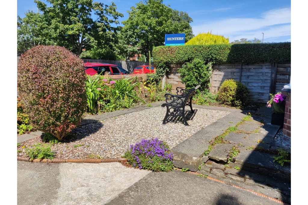 Property photo 2 of 13