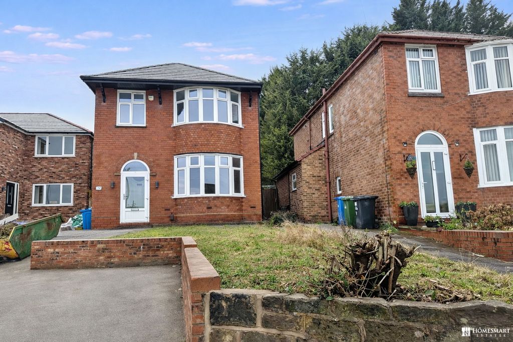 Property photo 1 of 20 Front