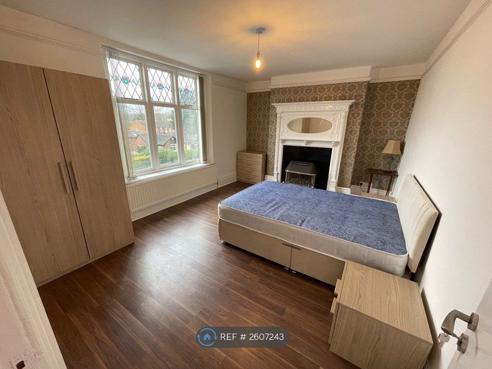 Property photo 2 of 20