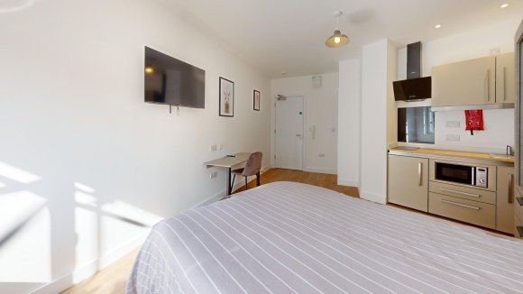 Property photo 1 of 10 8691370.Jpg