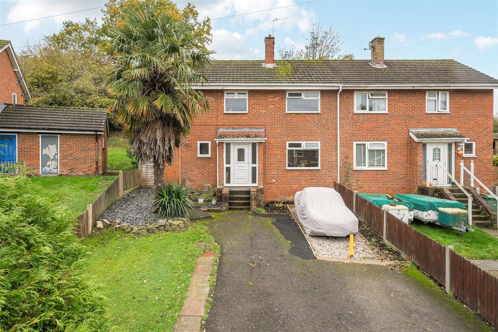 Property photo 1 of 25 1374481-1-69091A51Ad10d.Jpg