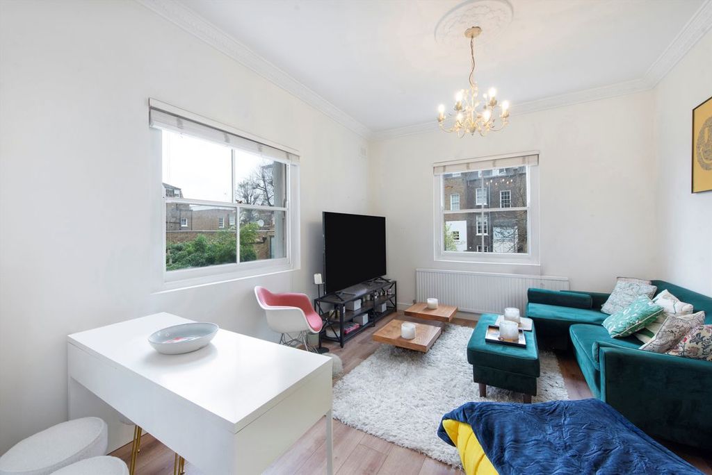 Property photo 2 of 6