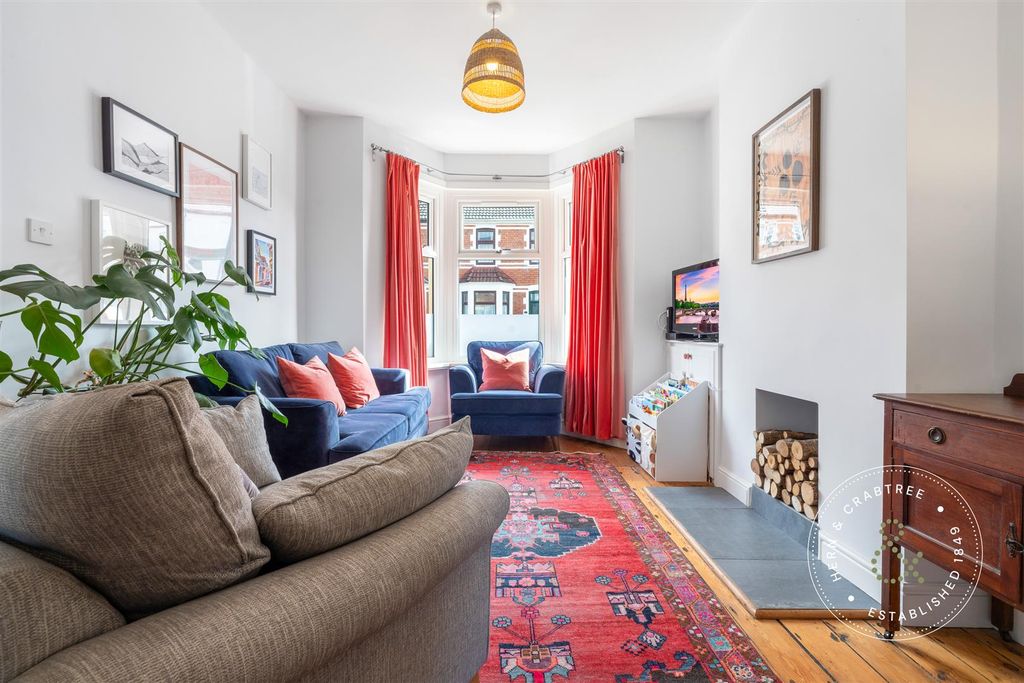 Property photo 2 of 44 Brecon-Street-23.Jpg