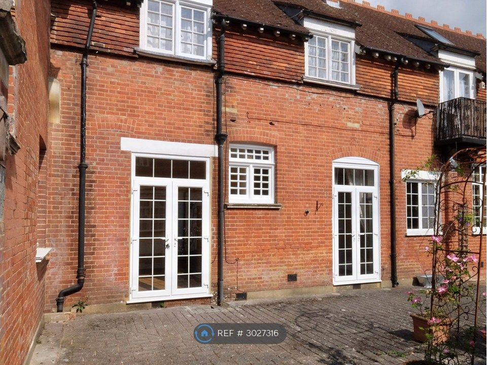 Property photo 3 of 12 Exterior