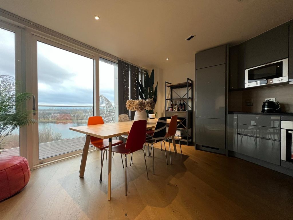 Property photo 2 of 9 Kitchen 2