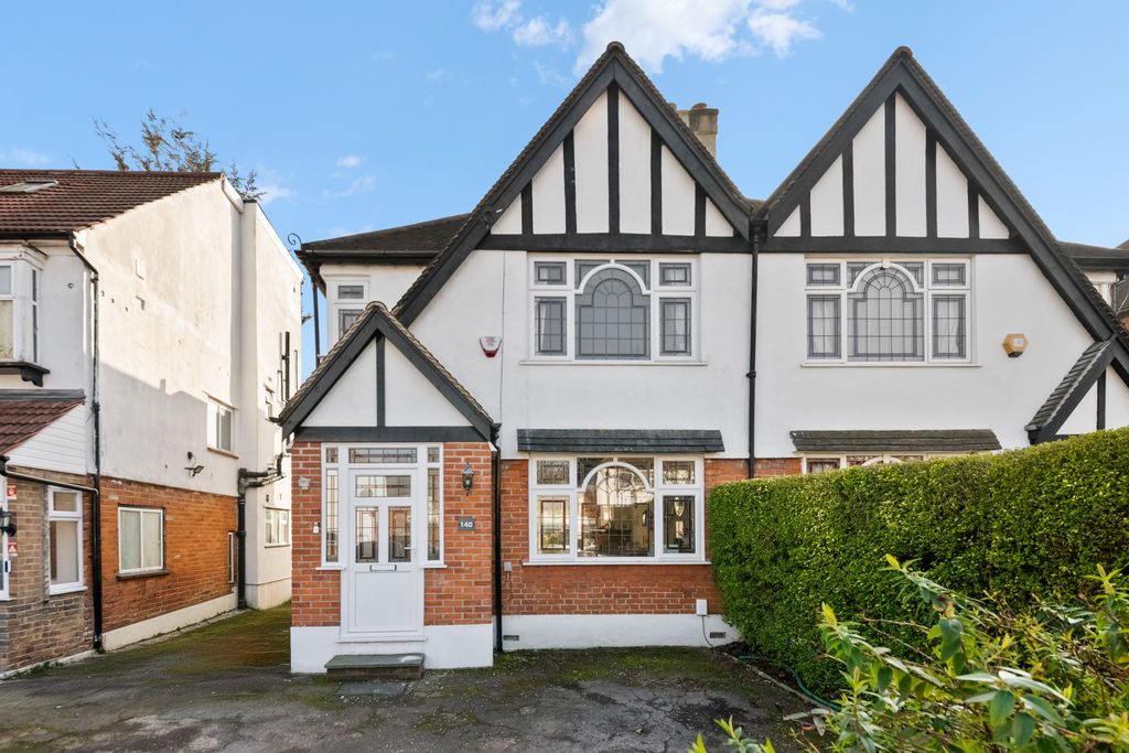 Property photo 1 of 19 Photo 19