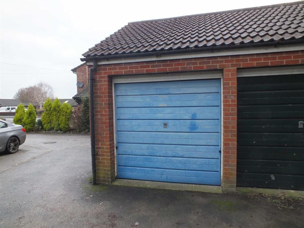 Property photo 1 of 3